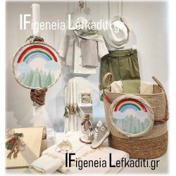 Βαπτιστικό Σετ για αγόρι «Boho Rainbow Ελατάκια» με χειροποίητη ζωγραφική - bamboo καλάθι - ή ΘΕΜΑ δικής σας ΕΠΙΛΟΓΗΣ